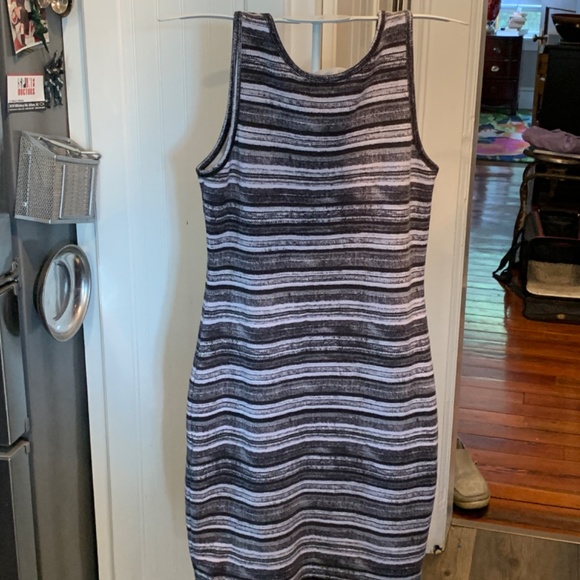 Rachel by Rachel Roy here we are now dress in grey stripe. Worn‎ once - Picture 4 of 5